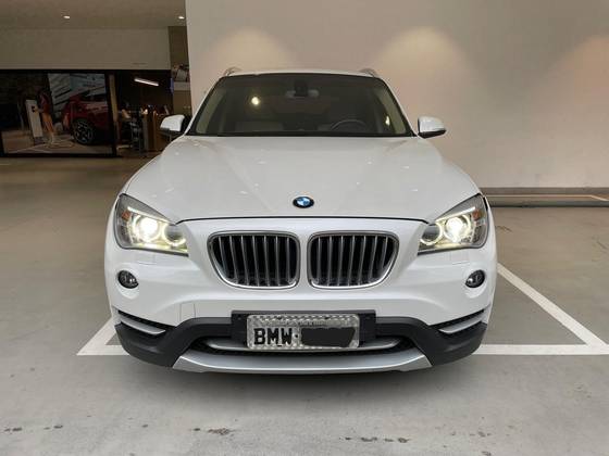 BMW X1 2.0 16V TURBO GASOLINA SDRIVE20I 4P AUTOMÁTICO BMW X1 2.0 16V TURBO GASOLINA SDRIVE20I 4P AUTOMÁTICO